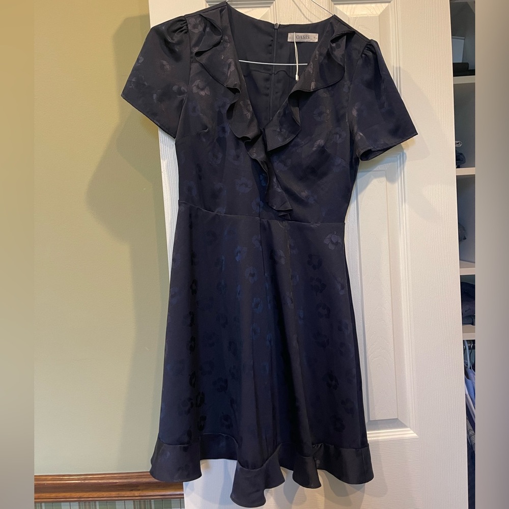Oasis navy dress